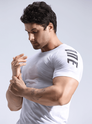 Ademend MoveFlex Sport T-shirt voor Heren met Ergonomisch Ontwerp en Mesh Technologie - Bayu