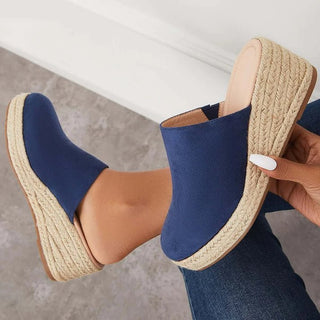 Annebeth | Suede Sandals - Bayu