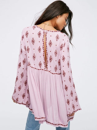 Chic Uitlopende Boho Blouse in Lichtroze - Blouse - Bayu