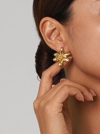 Elegante Irreguliere Bloem Oorbellen Details - Earrings - Bayu